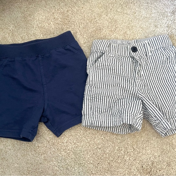 5 pieces Tops and Pants bundle! - Picture 3 of 3